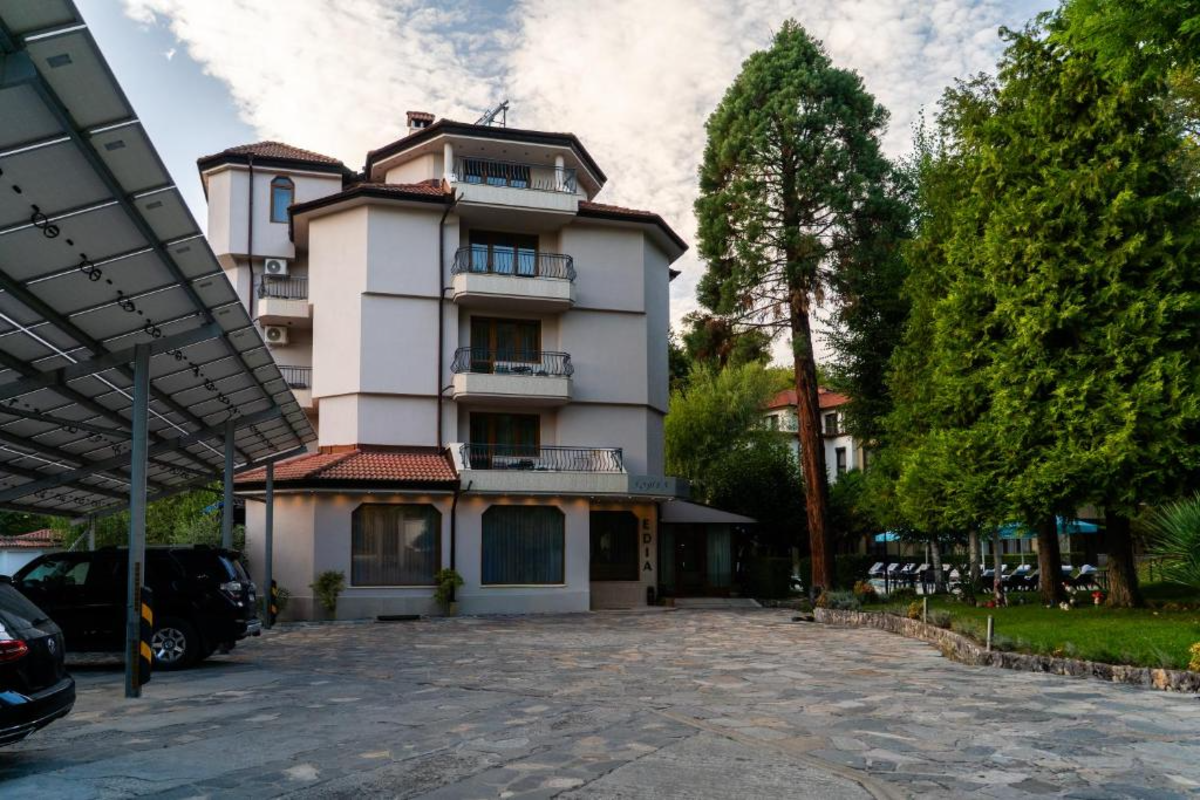 Family Hotel Edia - Сандански