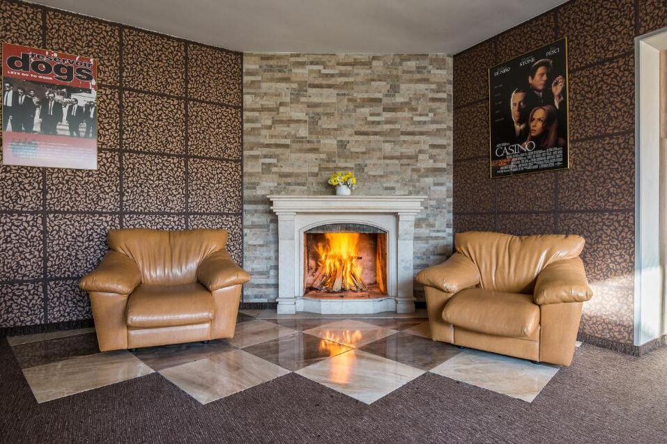 Hotel Royal Borovets лоби