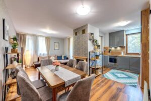 Luxury Flat in Grand Resort Pamporovo, кухня и трапезария