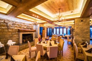 Hotel and Relax Moreni ресторант
