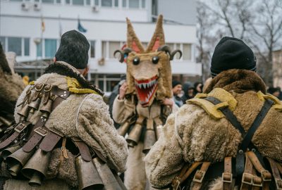 Пътешествие по следите на българските народни вярвания и обичаи