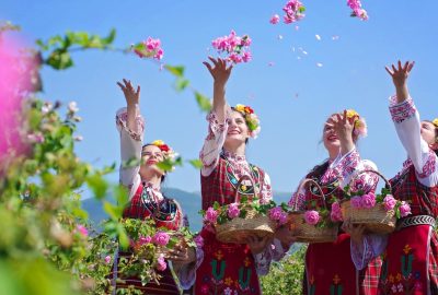 Българските розови полета и фестивалът на розата в Казанлък