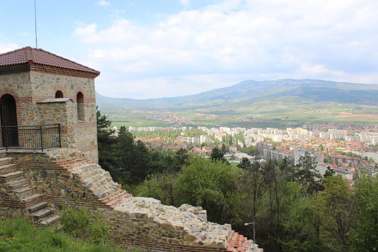 Панорама към Кюстендил от крепостта Хисарлъка
